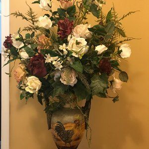 Royster flower vase 19 in. Good condition.